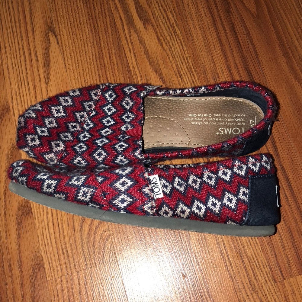 TOMS - Picture 2 of 4